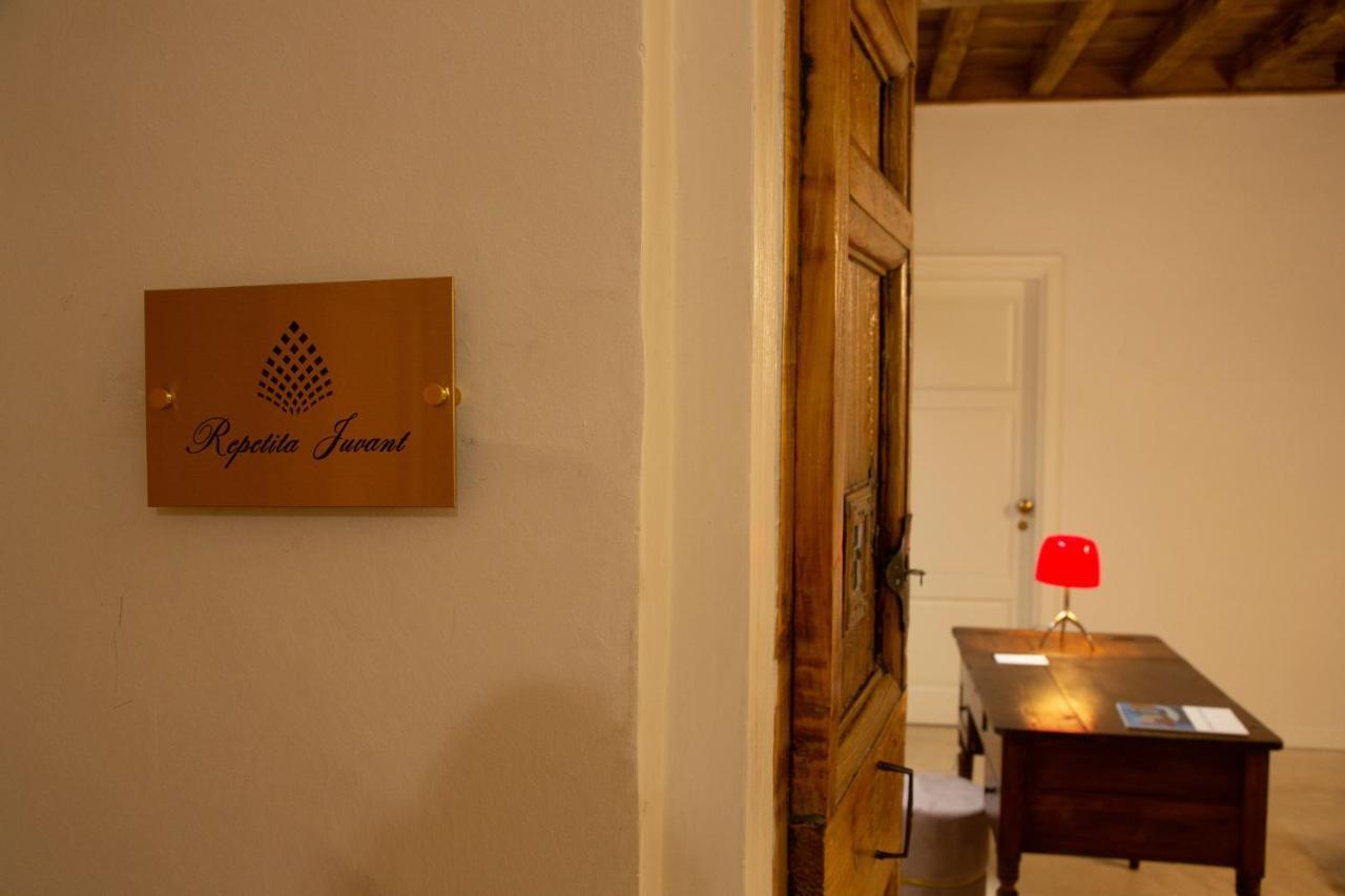 Repetita Juvant Roma Exterior foto